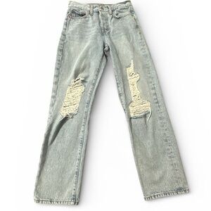 Levi’s Distressed Straight Leg Jeans | Women’s Fit | Unisex Style